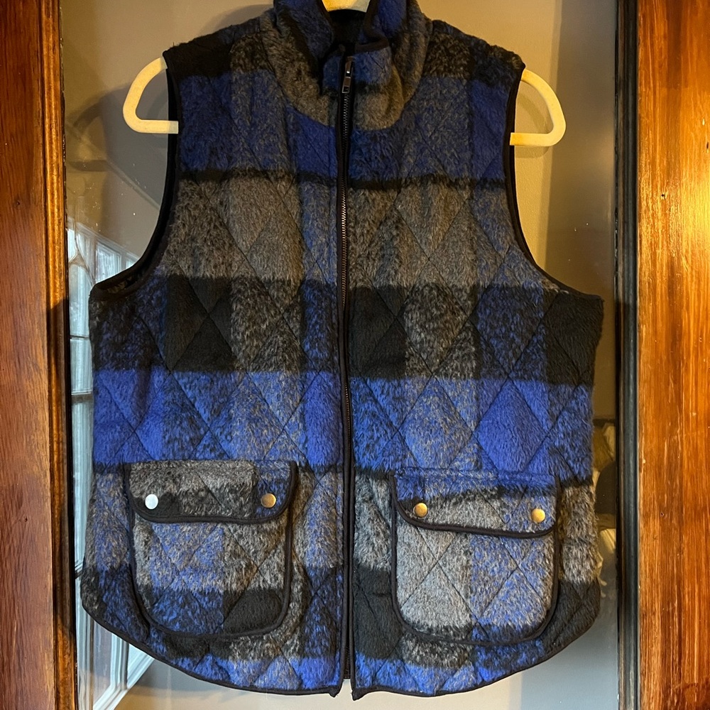 Fleece vest - never worn